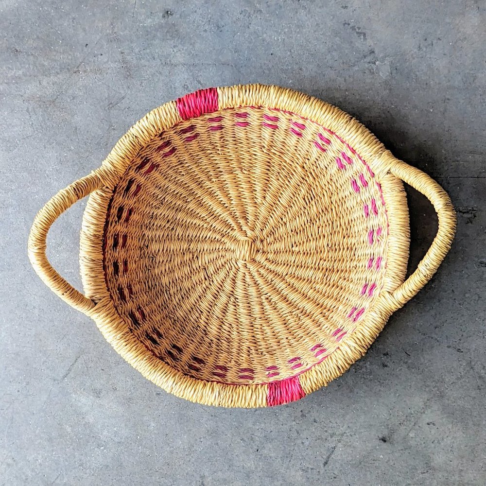Vintage Tan Pink Purple Woven Wicker Straw Basket with Handles - Picture 3 of 7